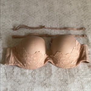 Body By Victoria lined, strapless bra